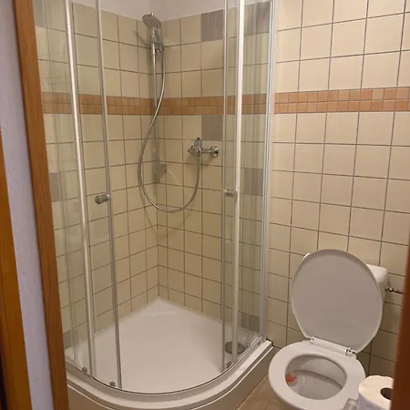 Soukromy Domecek Nad Sklepem U Dvou Zvirat *